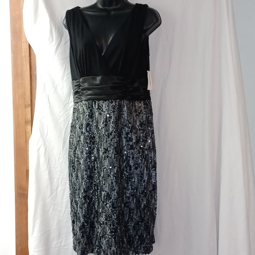 Dress Barn NWT Black & Silver Sequin Dress sz 10, lined